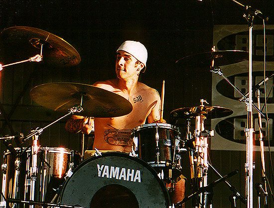 Travis dobol.:)
